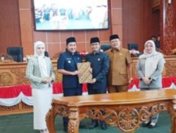 Rapat Paripurna DPRD Depok Sampaikan Laporan Pansus 7 dan Reses Dewan ke -II
