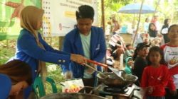 Mahasiswa UPER Diversifikasi Olahan Singkong, Dongkrak Pertumbuhan Ekonomi Desa Barengkok