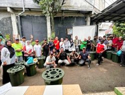 Hadapi Kenaikan Harga Pangan, Universitas Pertamina Berdayakan Warga Depok lewat Budikdamber