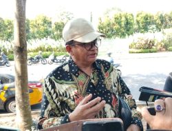 Usai 10 Tahun Sengketa, PN Depok Eksekusi Lahan 8000 M2 di Serua Depok : Kuasa Hukum Rita Wijaya Pasang 30 Patok, Peringatkan “Oknum” Ida Farida